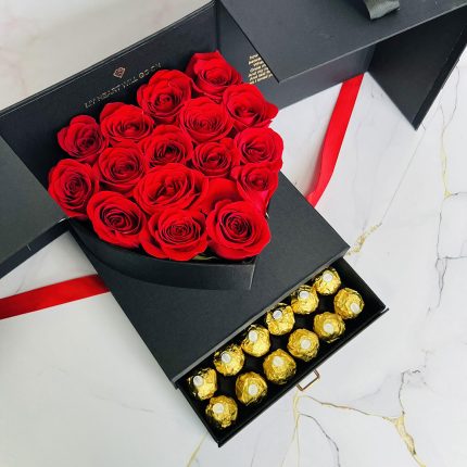 valentine-heart-roses-with-chocolate