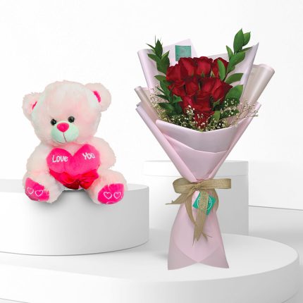 flower bouquet with teddy