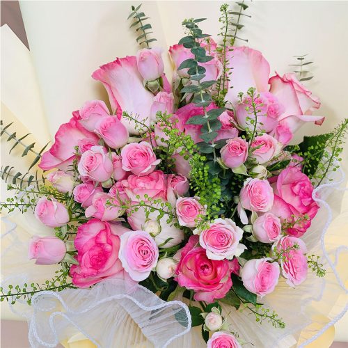 pink baby roses bouquet