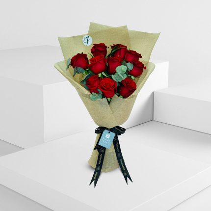 red roses bouquet buy in doha