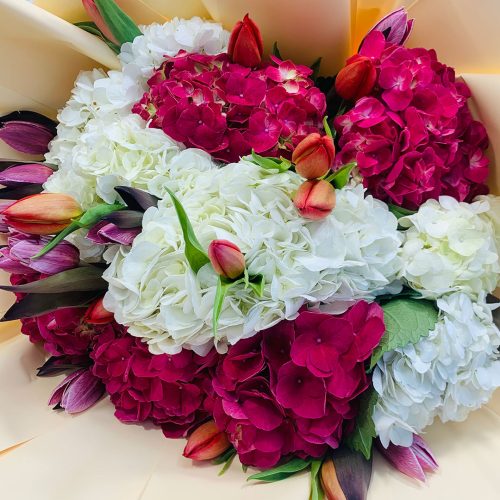 big size surprise bouquet buy in qatar