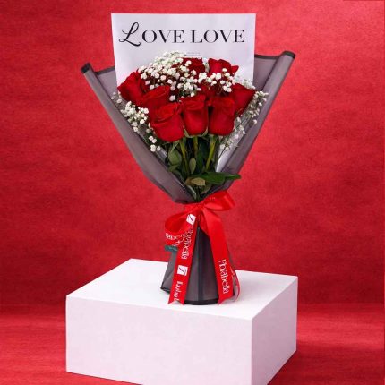 valentine's day Rose simple wrapping bouquet buy online in Qatar