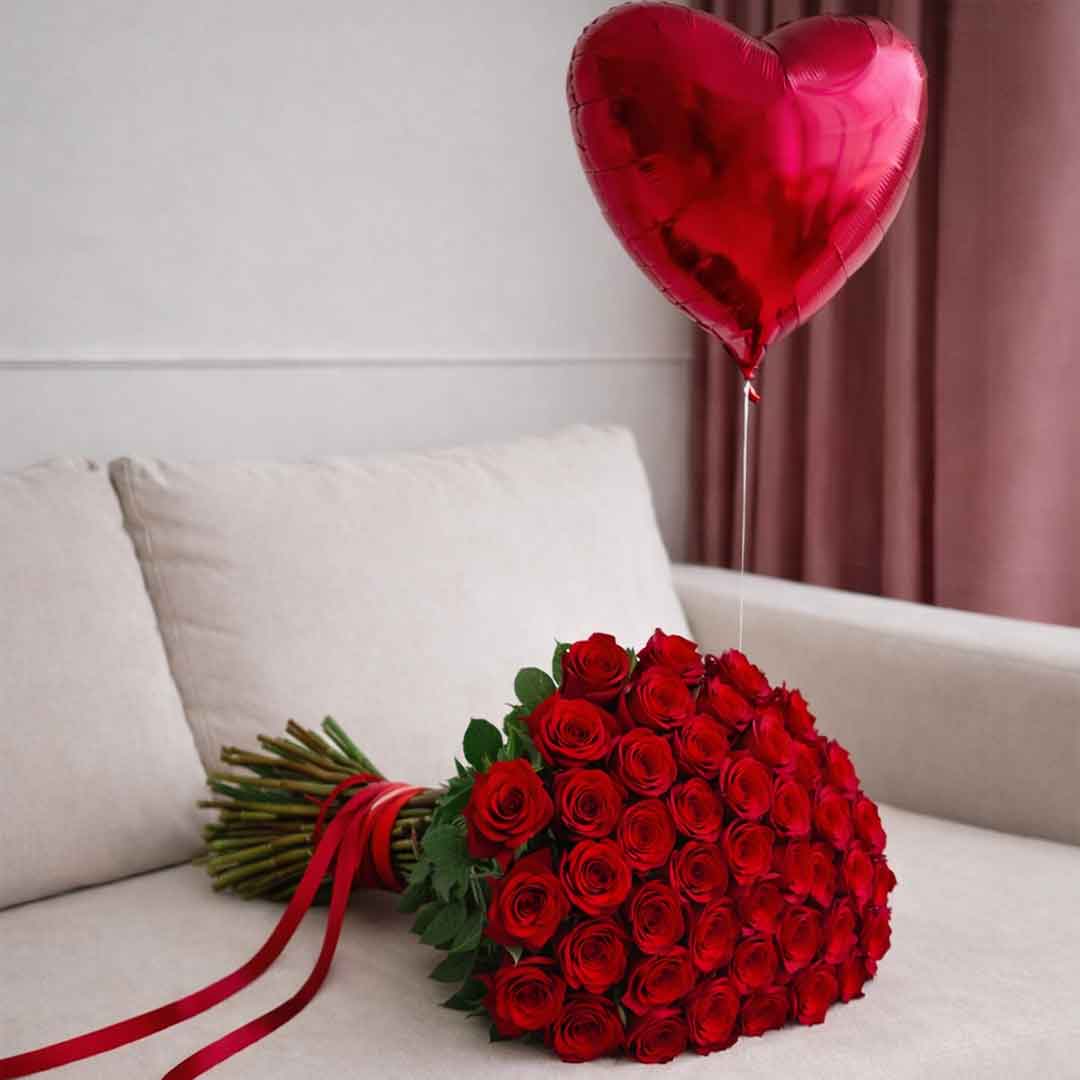valentine's-day-gifts-in-qatar valentine's day 50 red rose bouquet with gift and balloons buy online in Qatar