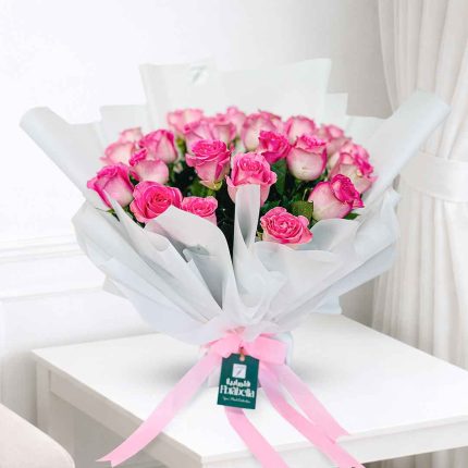 20 pink roses bouqeut buy in Qatar for Annivasary gifts for wife order online Fast bouquet delivery in Qatar