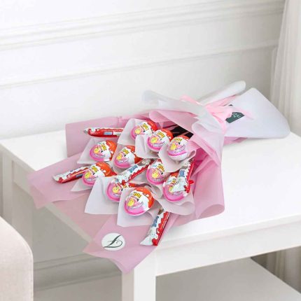 Kinder Joy Bouquet for Girls – Luxury Chocolate Gift Qatar