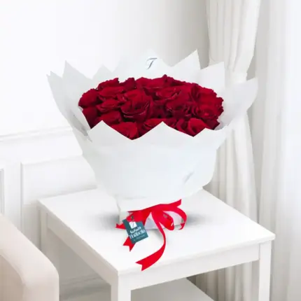 25 red roses stand type bouquet flower delivery in Qatar