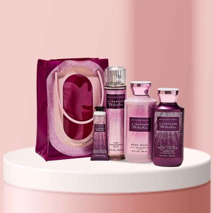 Relax and unwind with our Luxury Bath & Body Gift Pack, beautifully presented and perfect for gifting on any special occasion. Available with same-day delivery across Qatar.